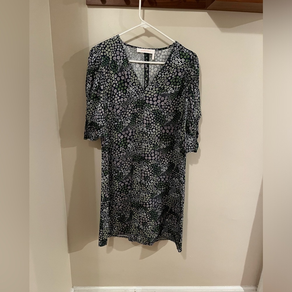 See by Chloe Floral V Neck Multicolor Shift Floral Dress - Picture 5 of 9